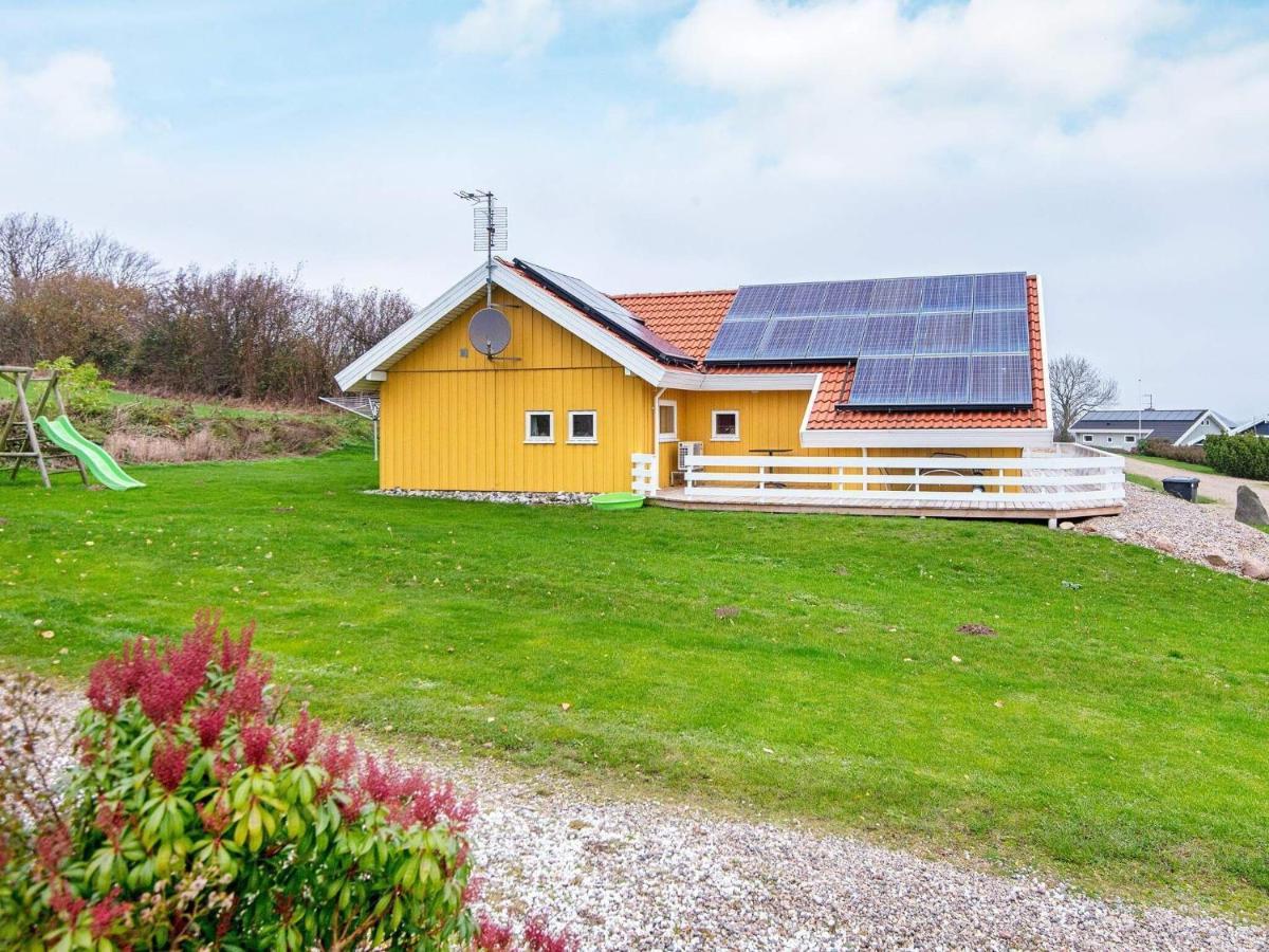 8 Person Holiday Home In Nordborg Kommune Zimmer foto